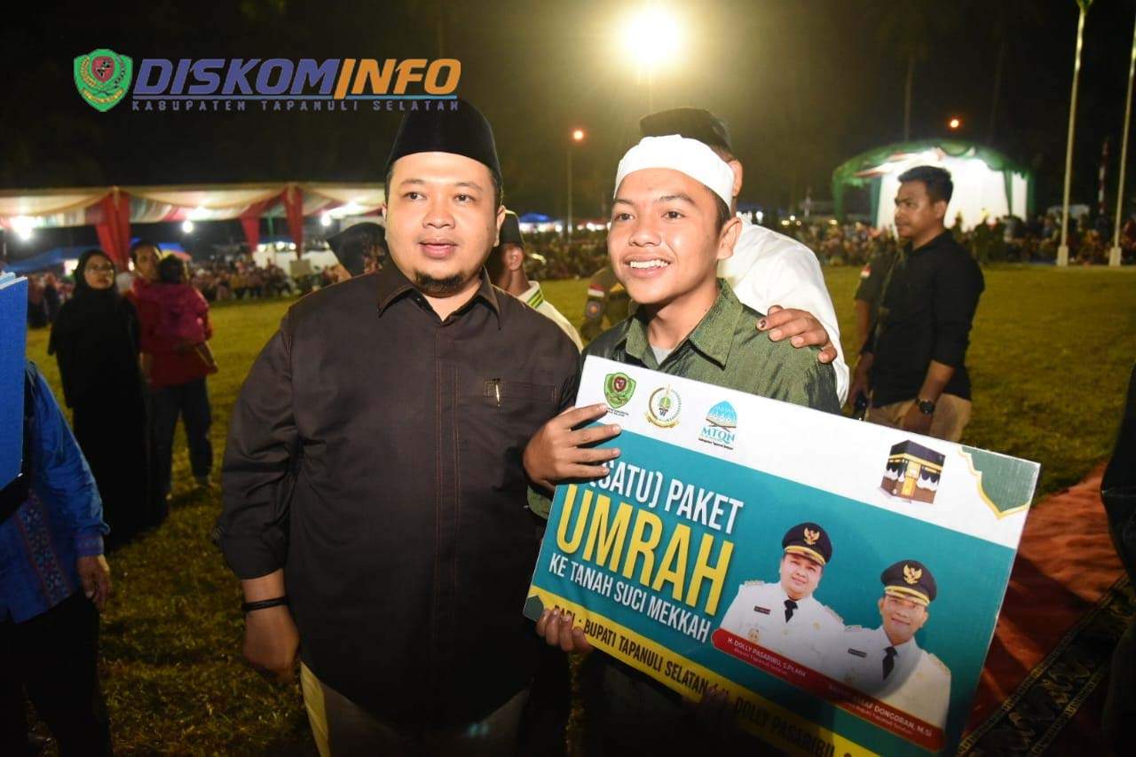 Tutup Acara MTQ Dengan Hadiah 7 Paket Umroh, Bupati Dolly "Terimakasih Tantom Angkola"