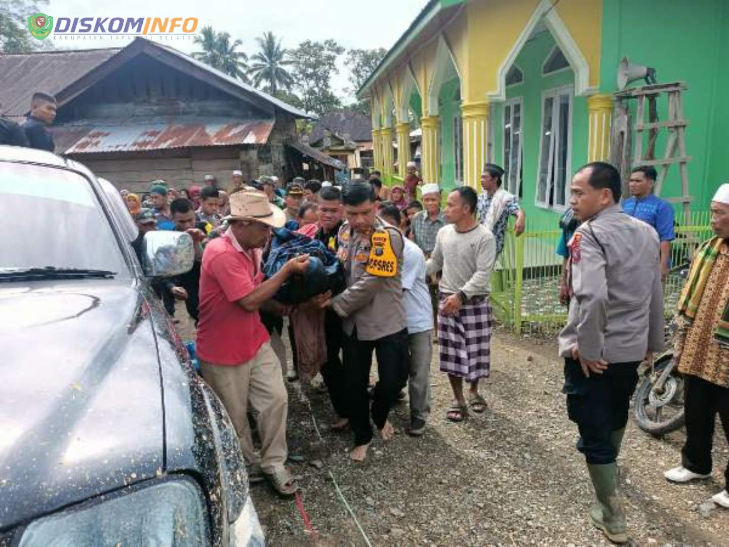Tragedi Mobil Hanyut di Tapsel Menewaskan 8 Orang Merupakan Rombongan Keluarga Mudik