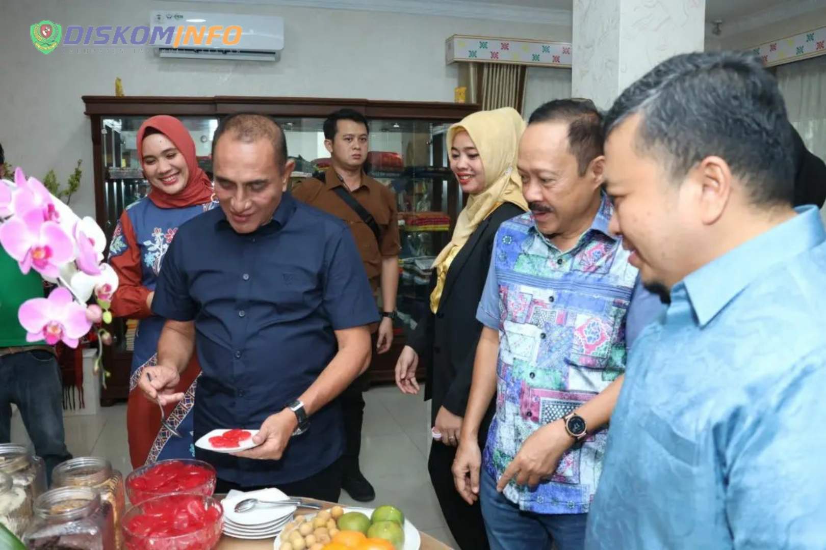 Gubsu kagumi Produk UMKM Tapsel di PRSU