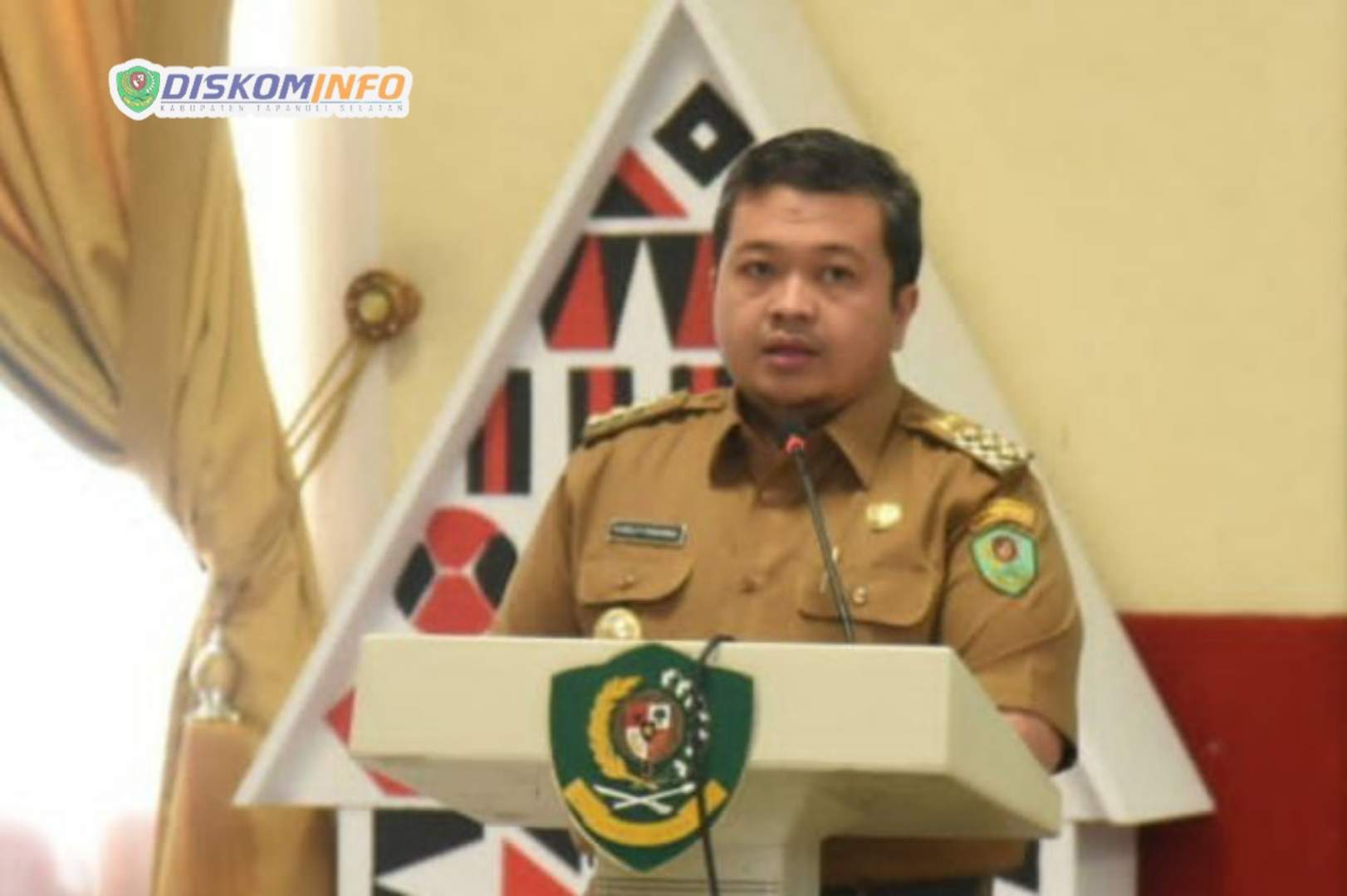 Bupati Tapsel : Berikan Pendampingan Agar Masyarakat Bisa Nyaman Kehadiran SKI