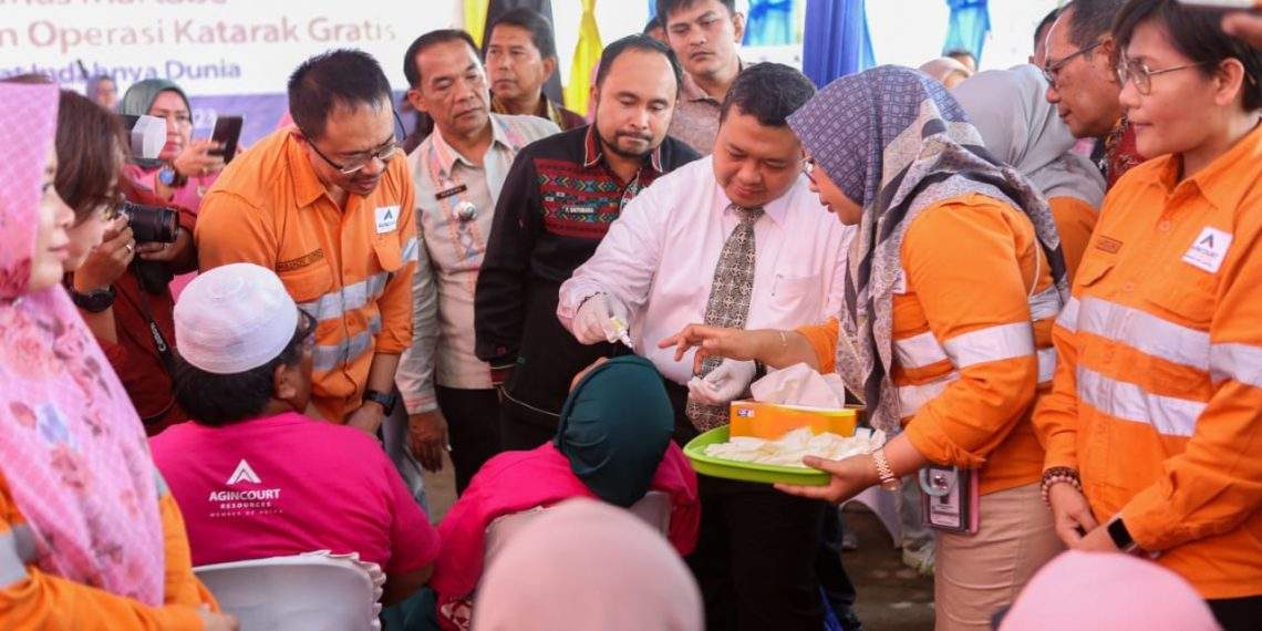 Gelar Operasi Katarak Gratis, Bupati Tapsel Ucapkan Terimakasih ke PT Agincourt Resources