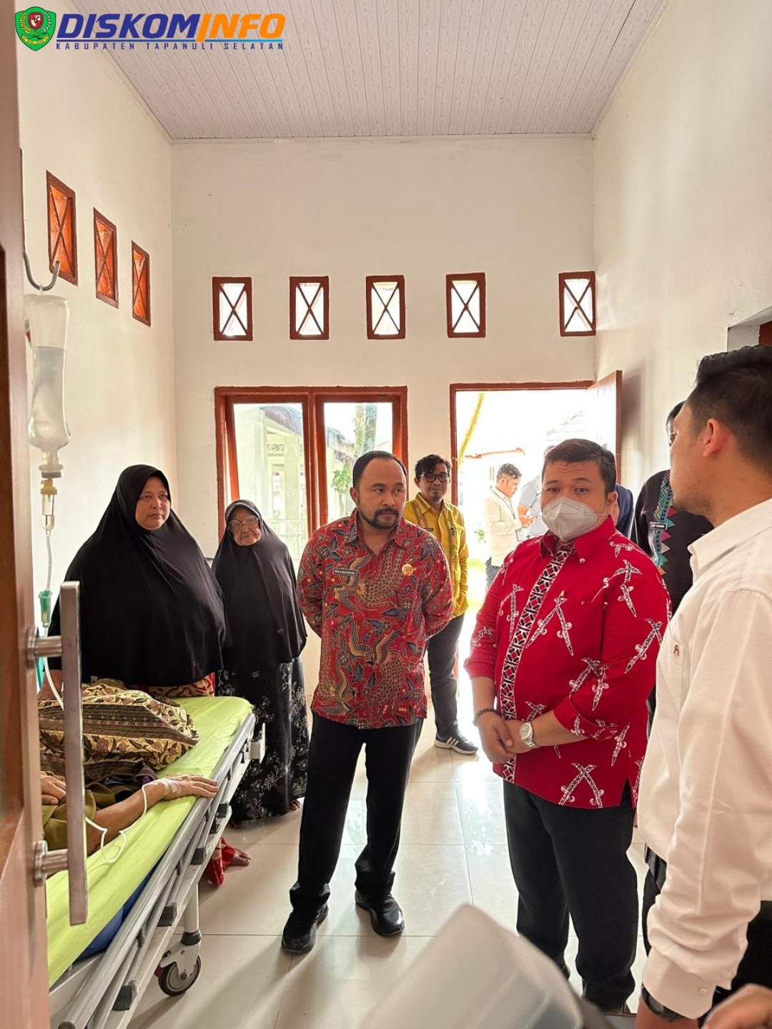 Berkat Bupati Tapsel, bocah korban pohon tumbang di Sipirok kini dirawat di Medan