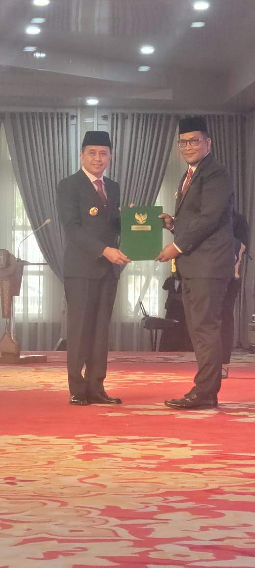 Pj Gubernur Sumut Kukuhkan Rasyid Assaf Dongoran Jadi Plt Bupati Tapsel 