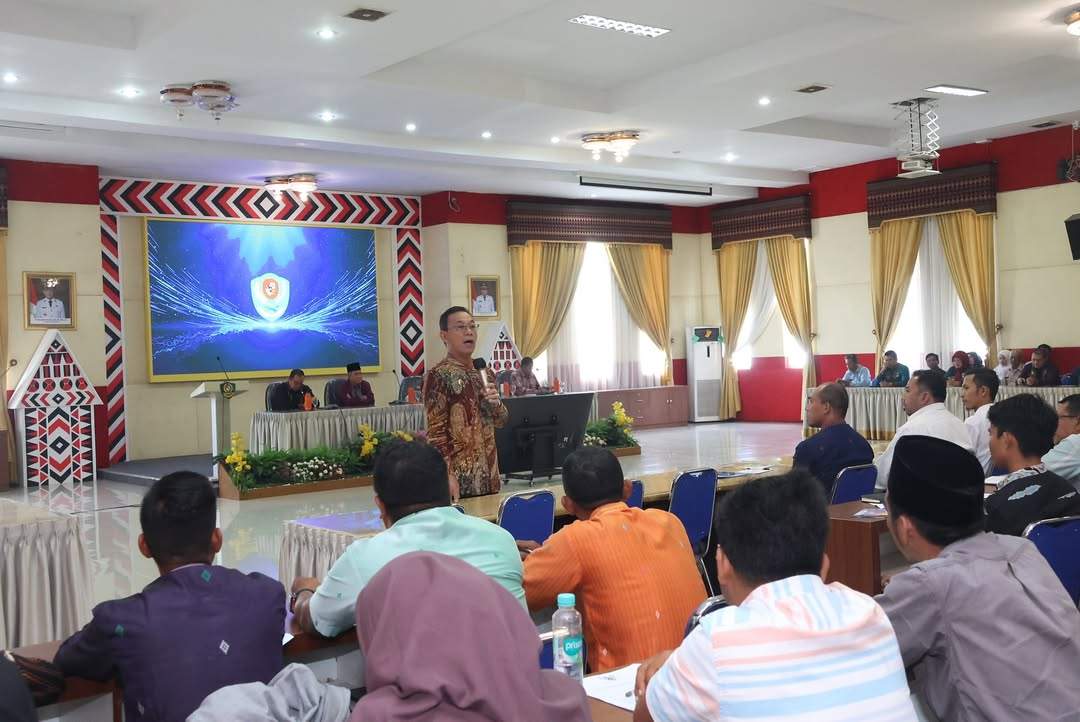 Bupati Tapanuli Selatan, H. Gus Irawan Pasaribu, secara resmi membuka rapat koordinasi ketahanan pangan desa/kelurahan, yang digelar di Aula Sarasi, Lantai III, Kantor Bupati Tapsel, Sipirok,