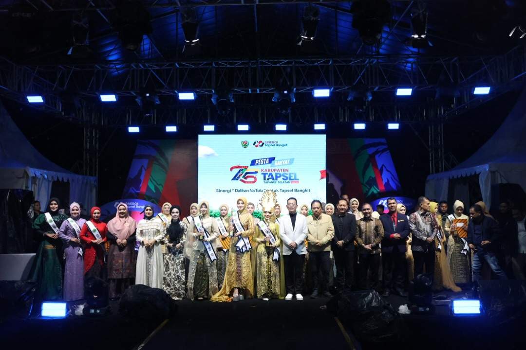 Grand Final Boru Namora, Bupati Tapsel Tegaskan Peran Duta Karang Taruna dalam Memajukan Generasi Muda