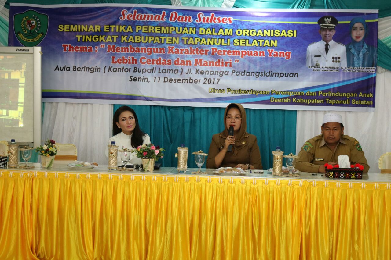 Dinas PP & PA Tapsel Gelar Seminar Etika Perempuan Dalam Organisasi