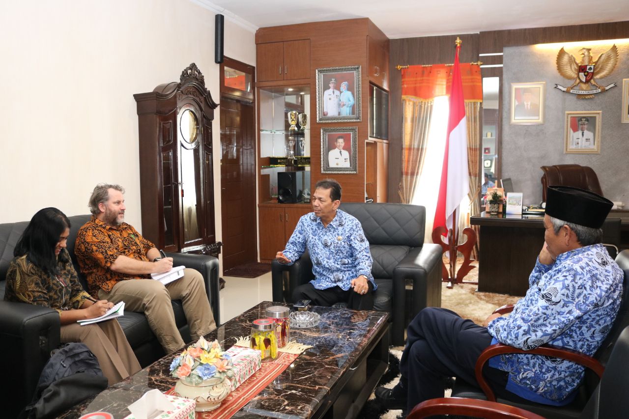Bupati Menerima Kunjungan dari Tim Conservation International Indonesia