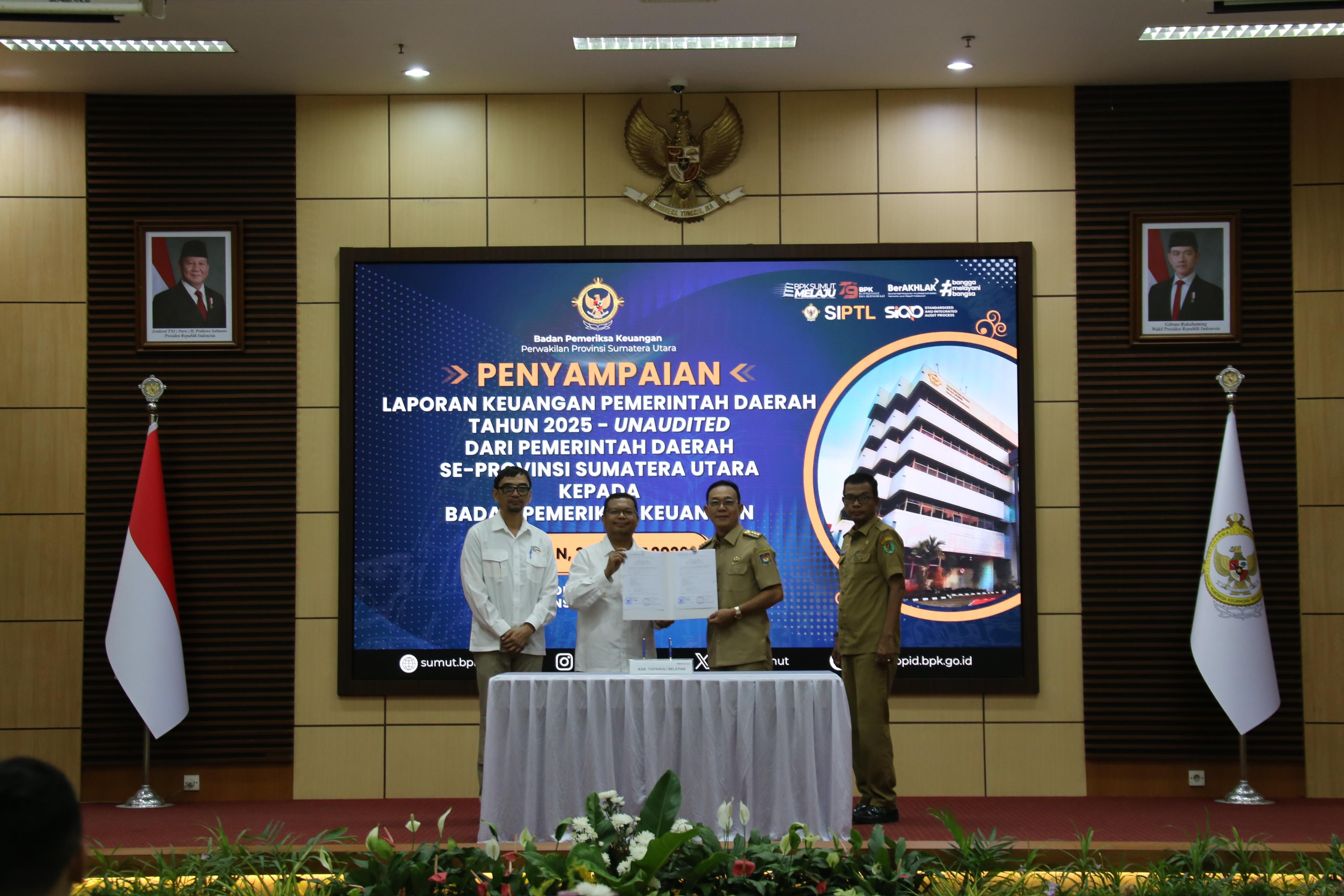 Pemkab Tapsel Serahkan LKPD 2025 ke BPK RI, Bupati Gus Irawan Optimistis Raih Hasil Terbaik